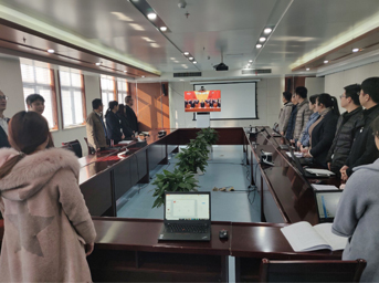 公司組織收看習(xí)近平總書(shū)記在慶祝改革開(kāi)放40周年大會(huì)上的重要講話(huà)