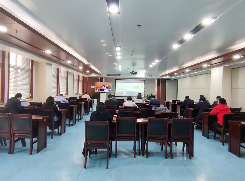 皖投置業(yè)公司視頻參加省國(guó)資委系統(tǒng)學(xué)習(xí)貫徹省第十一次黨代會(huì)精神省委宣講團(tuán)報(bào)告會(huì)